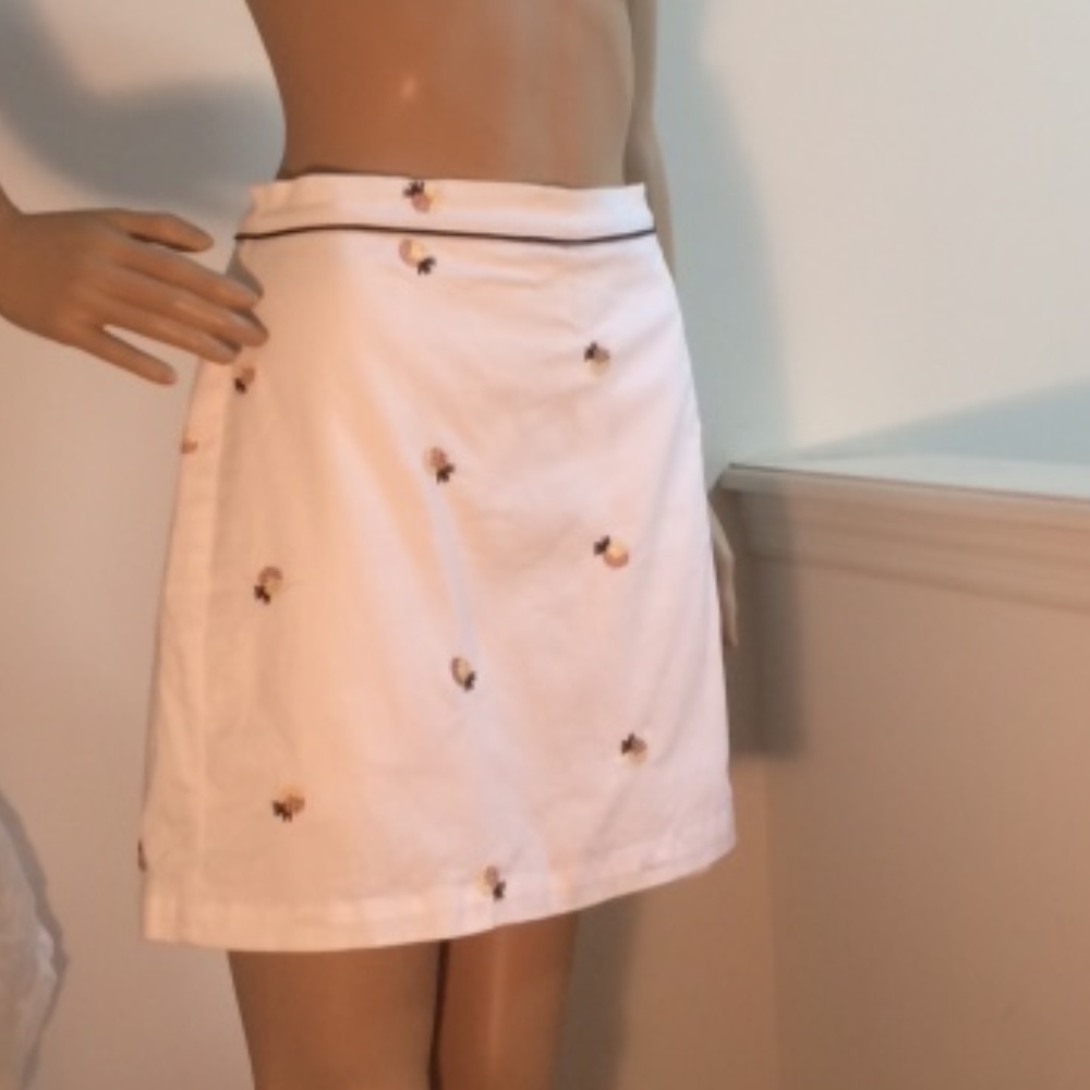 Sweet Lily Embroidered Pineapple Skort 8P 🦋 - Picture 2 of 3